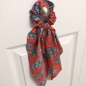 Red Paisley scrunchie scarf